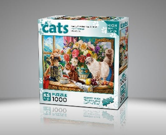 KS Games Family Cats Near The Window