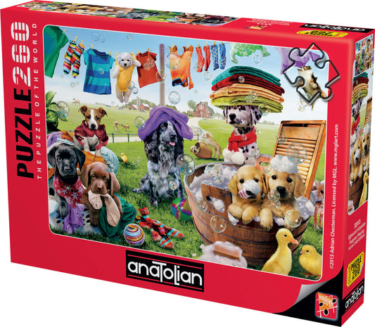 Anatolian - Chiots jouant